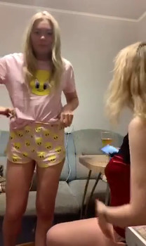 Very small tits electric girl - Periscope Girls
