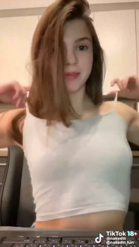 Bubble butt Tiktok teen fingering her small pussy on all fours