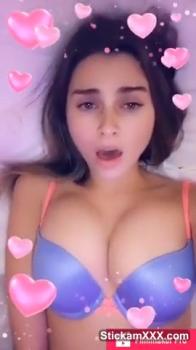 She gets horny after arriving from the Omegle porn disco